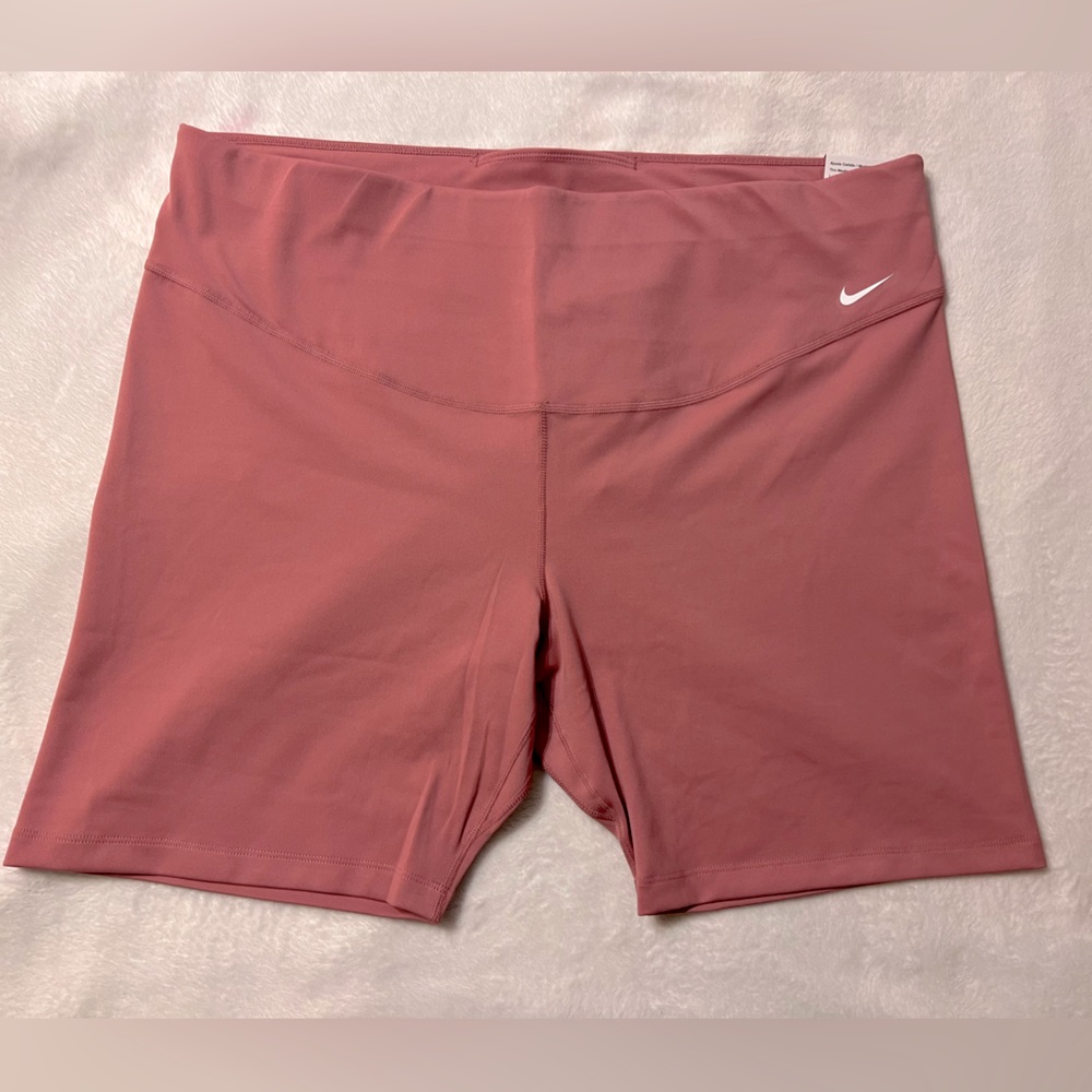 SOLD - Nike Pink Dri-Fit Athletic Yoga Biking Training Shorts - Picture 4 of 11